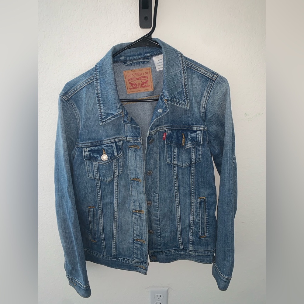 Levi’s classic denim jacket